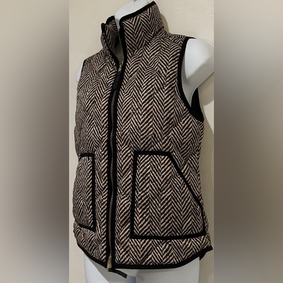 JCREW Excursion herringbone vest - Picture 7 of 10